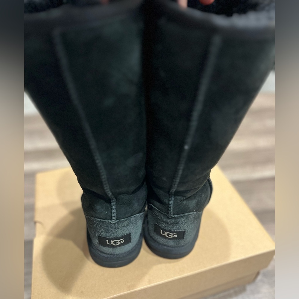 Ugg Black Tall Black Shearling Boots Bigs Kids Girl EUC - Picture 4 of 10